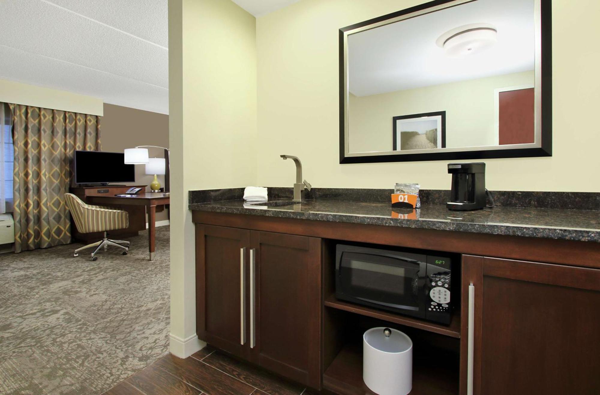 Hampton Inn & Suites By Hilton - Rockville Centre Buitenkant foto