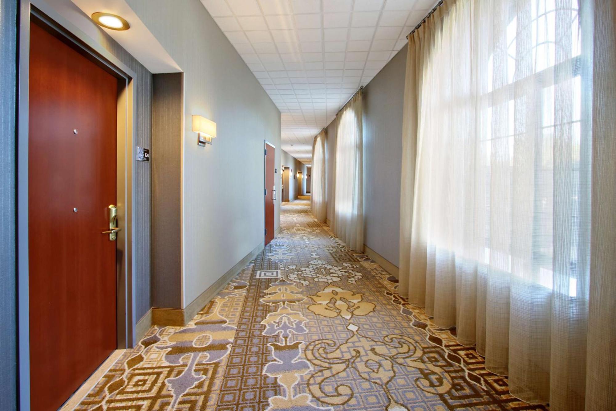 Hampton Inn & Suites By Hilton - Rockville Centre Buitenkant foto