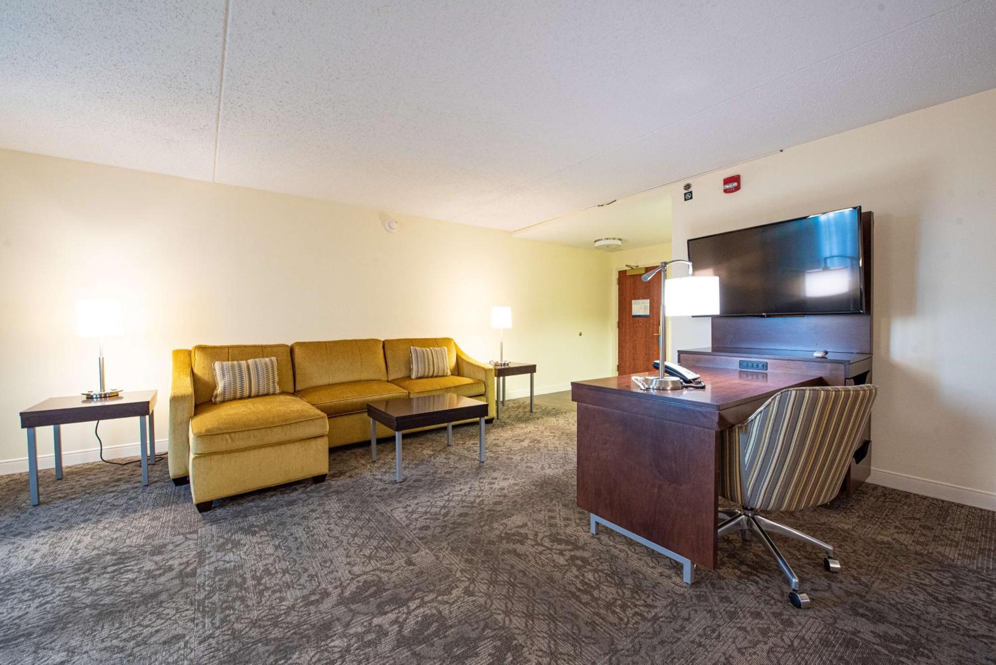 Hampton Inn & Suites By Hilton - Rockville Centre Buitenkant foto