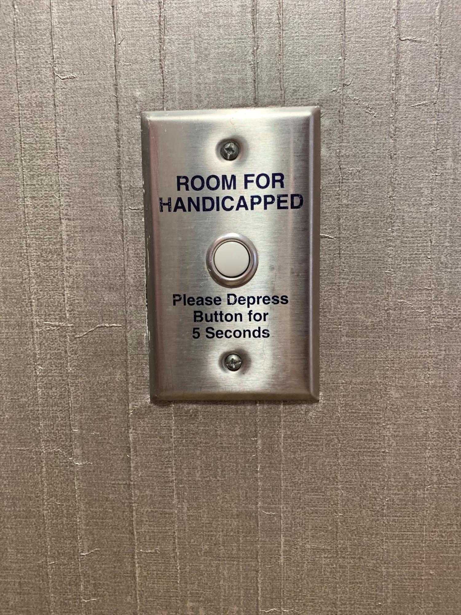 Hampton Inn & Suites By Hilton - Rockville Centre Buitenkant foto