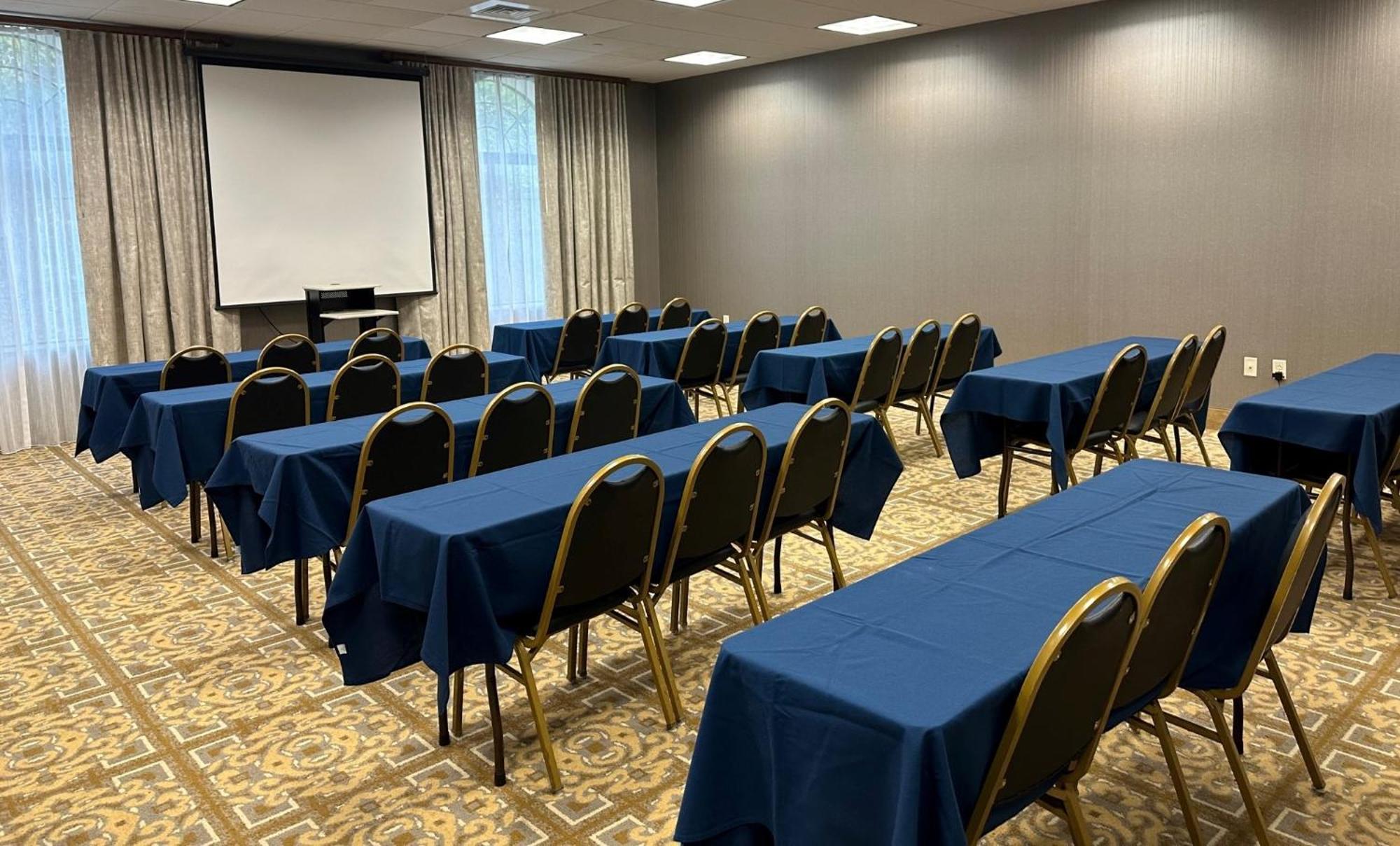 Hampton Inn & Suites By Hilton - Rockville Centre Buitenkant foto
