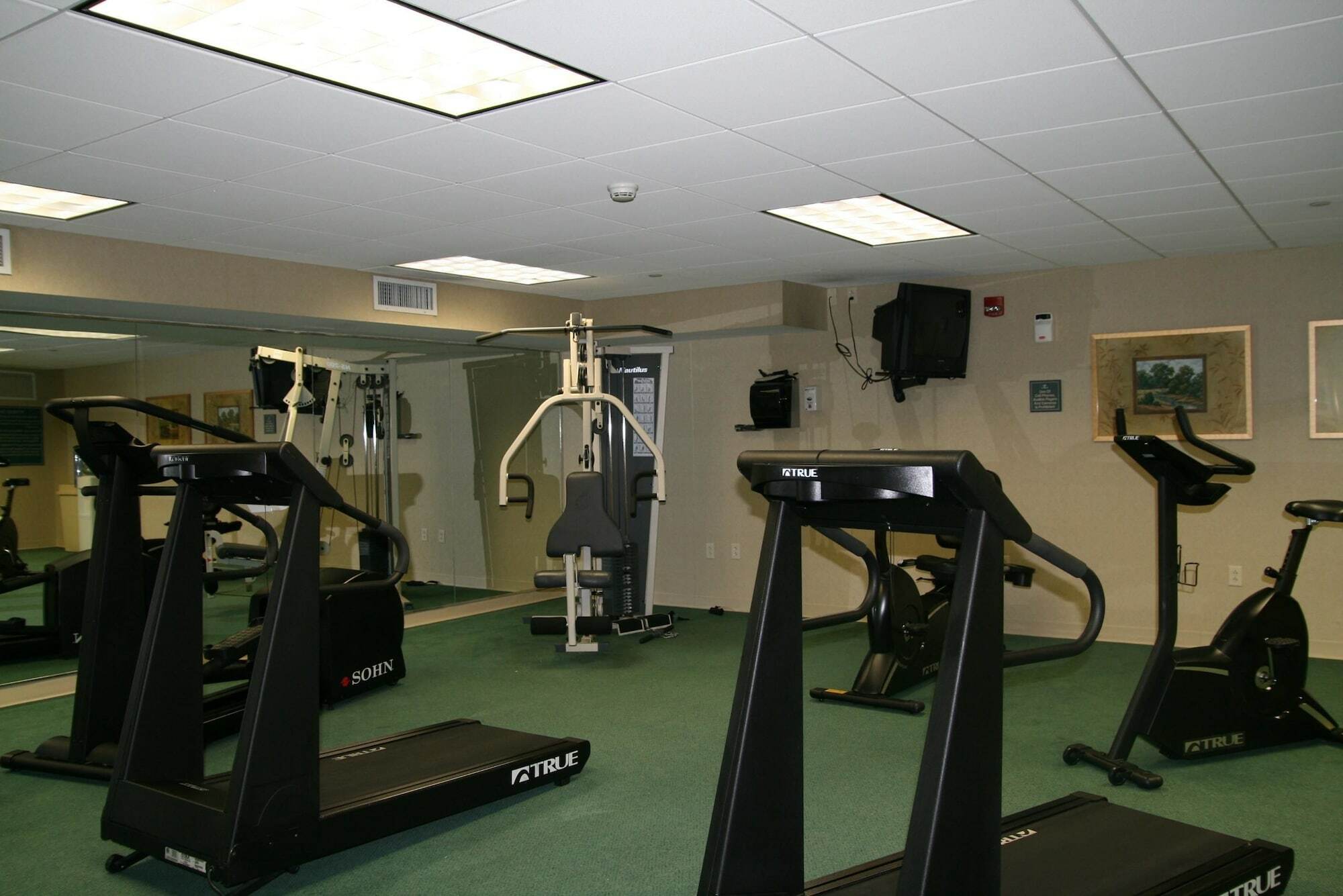Hampton Inn & Suites By Hilton - Rockville Centre Buitenkant foto